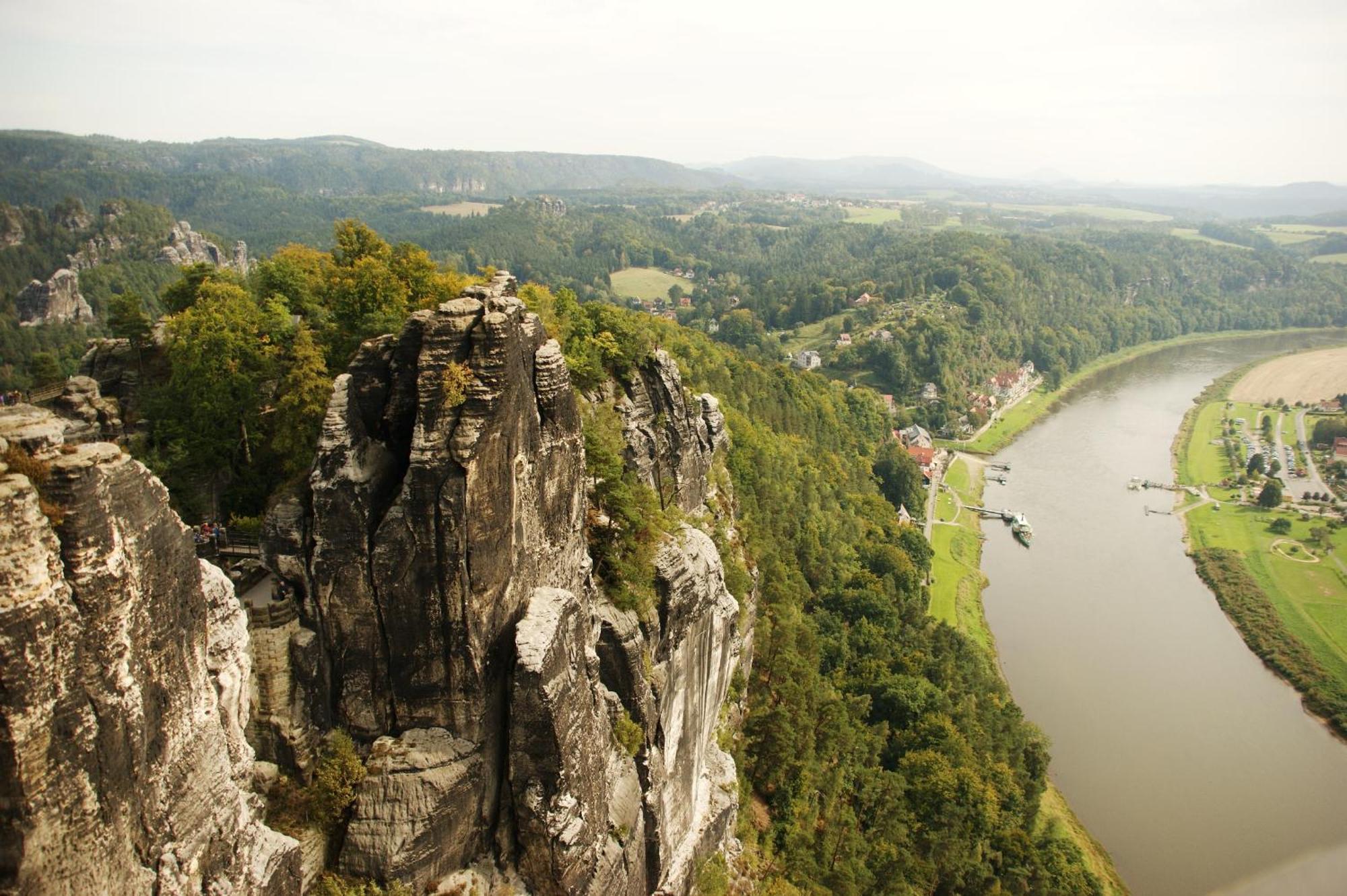 Turmfalke Reinhardtsdorf-Schona Exterior photo